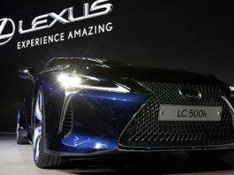 ระบบผู้ช่วยเสียงในรถยนต์