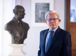 ผศ. ชัยชาญ ถาวรเวช